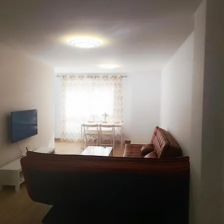 Baj - En Playa Bajondillo, Apartment *