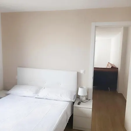Apartment Baj - En Playa Bajondillo, Torremolinos