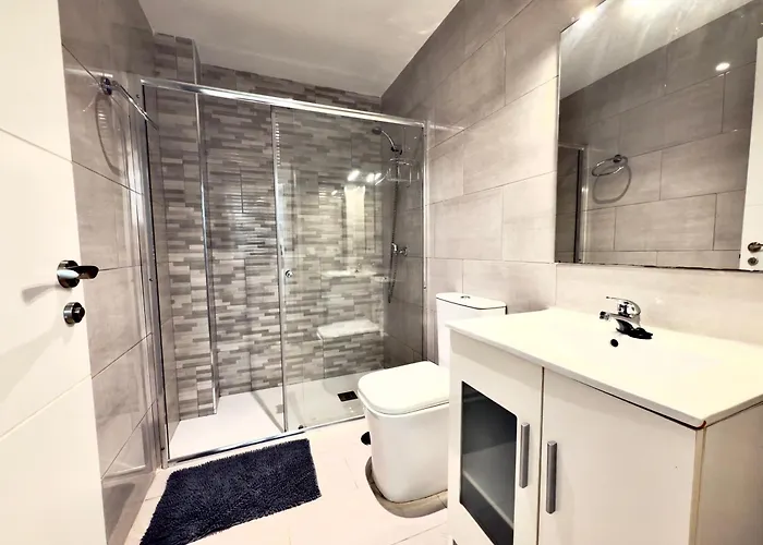 Appartamento Baj - En Playa Bajondillo,