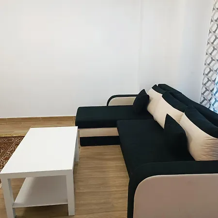 Baj - En Playa Bajondillo, Apartment *