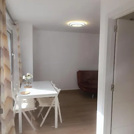 Baj - En Playa Bajondillo,