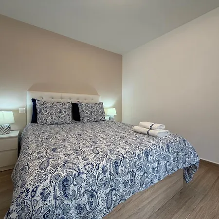 Baj - Renovated Apartments On Bajondillo Seafront - Quiet Pedestrian Street, Ac Appartement