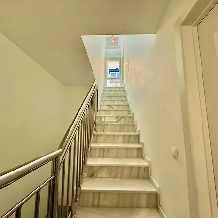 Baj - Renovated Apartments On Bajondillo Seafront - Quiet Pedestrian Street, Ac *