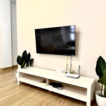 Baj - Renovated Apartments On Bajondillo Seafront - Quiet Pedestrian Street, Ac Torremolinos