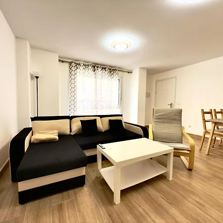Appartement Baj - Renovated Apartments On Bajondillo Seafront - Quiet Pedestrian Street, Ac *