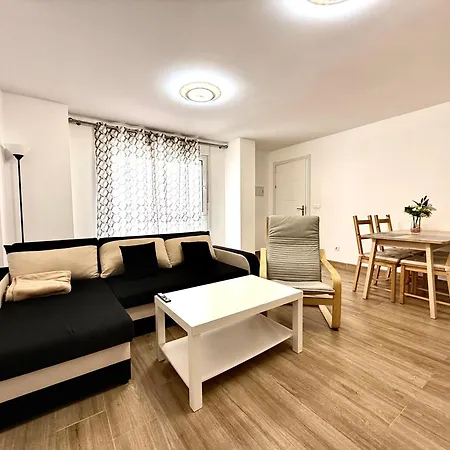 Baj - Renovated Apartments On Bajondillo Seafront - Quiet Pedestrian Street, Ac *