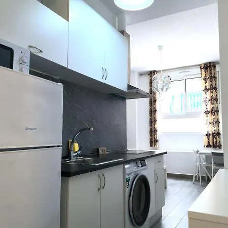 Appartement Baj - Renovated Apartments On Bajondillo Seafront - Quiet Pedestrian Street, Ac