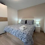 公寓 Baj - En Playa Bajondillo, 托雷莫利诺斯