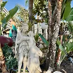 Baj - En Playa Bajondillo, 托雷莫利诺斯