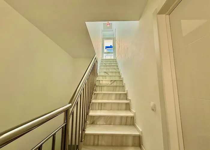 Baj - En Playa Bajondillo, *