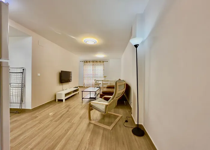 Baj - En Playa Bajondillo,