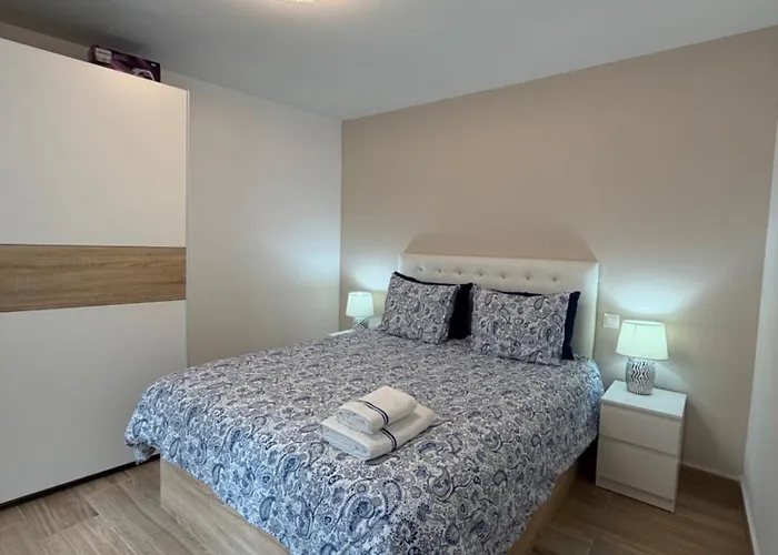 Baj - En Playa Bajondillo, *